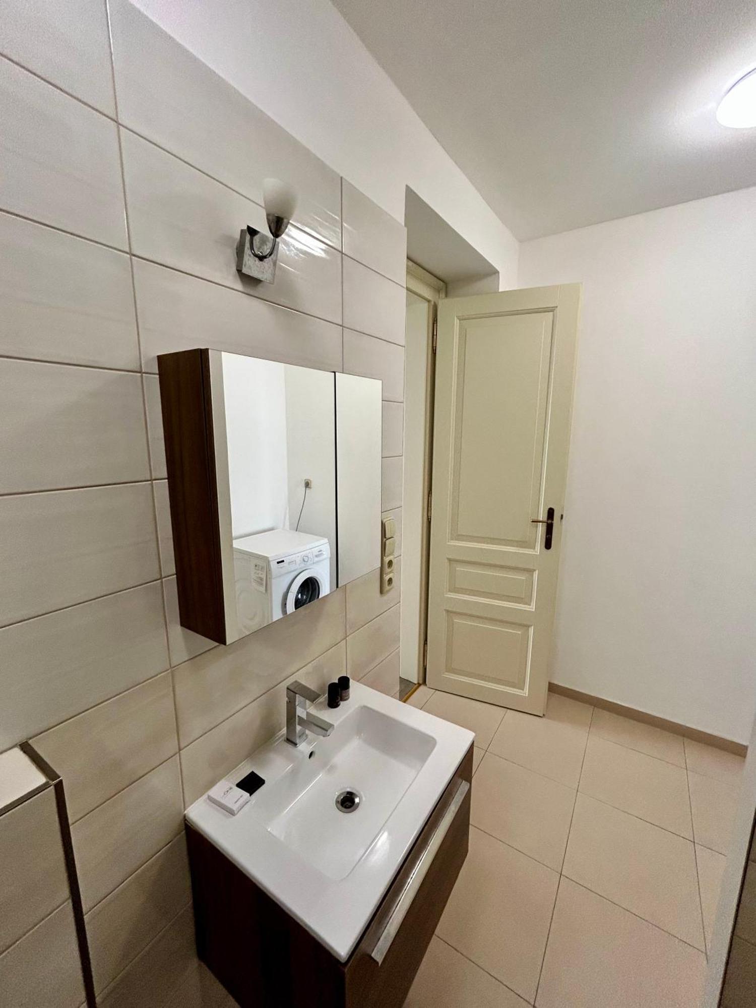 Alveo Apartment
