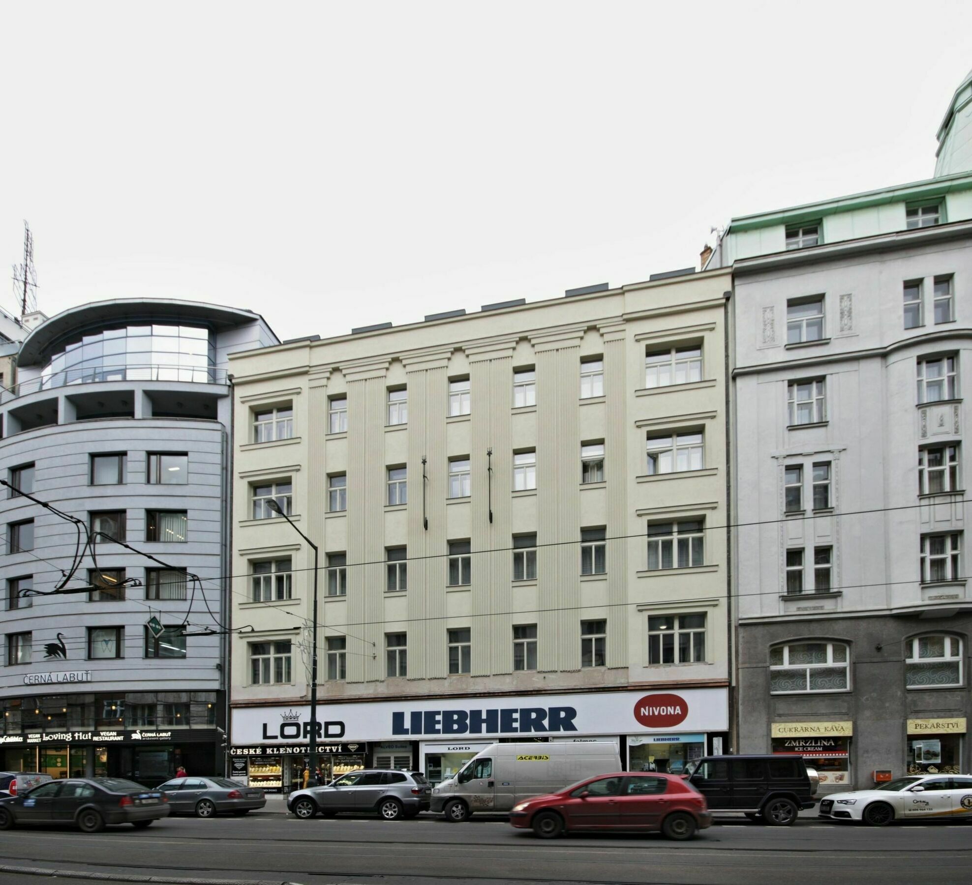 Alveo Apartment